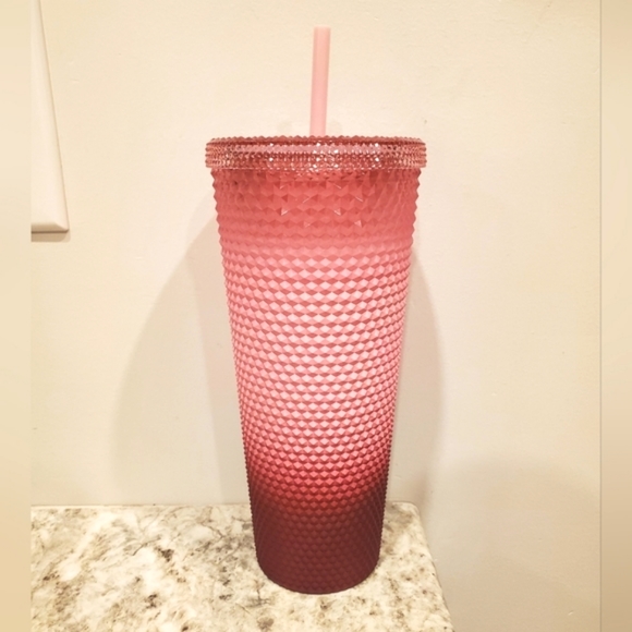 NEW Starbucks Waxberry Pink Ombre Gradient Venti 2022 Holiday Tumbler 💖 - Picture 4 of 11
